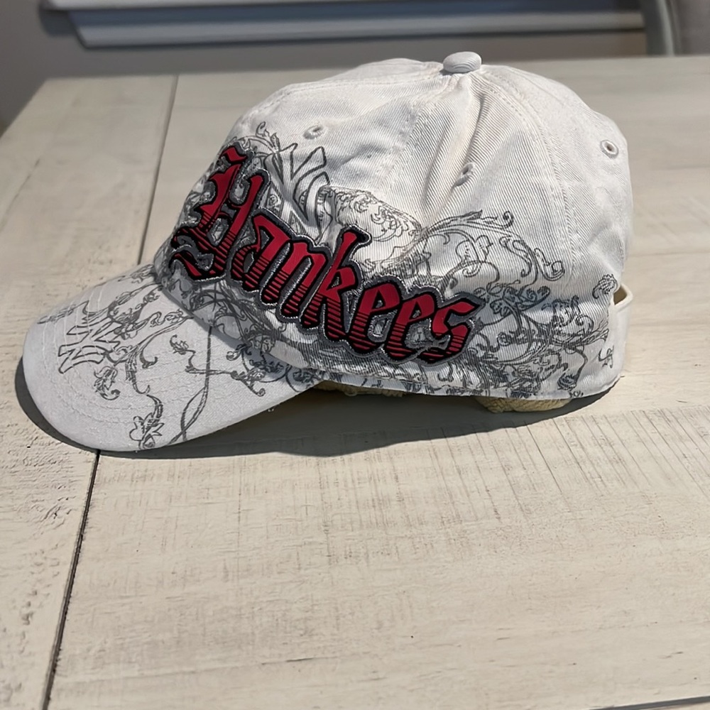 Yankees hat - Picture 5 of 7